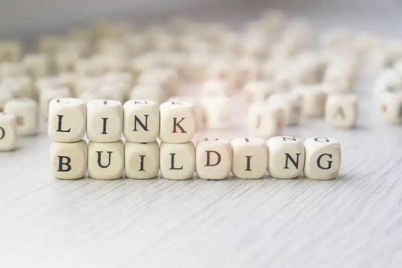 Blocks that spell out 'link building' Blocks that spell out 'link building'